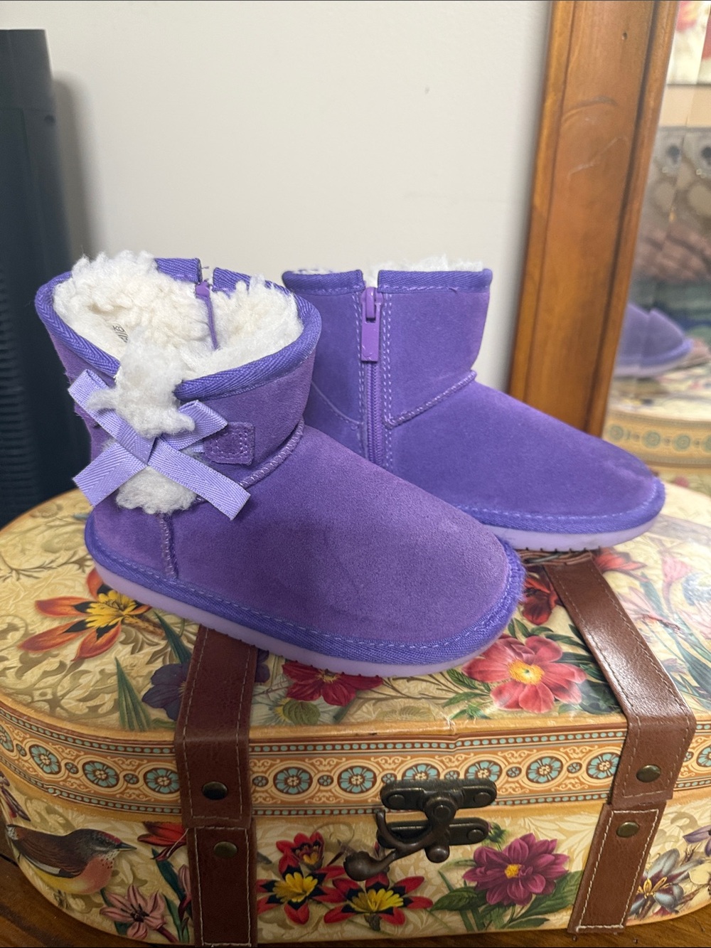 Koolaburra Purple Kids Suede Shearling Boots with Bow